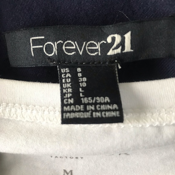 Forever 21 navy blue Blazer. - Picture 4 of 4